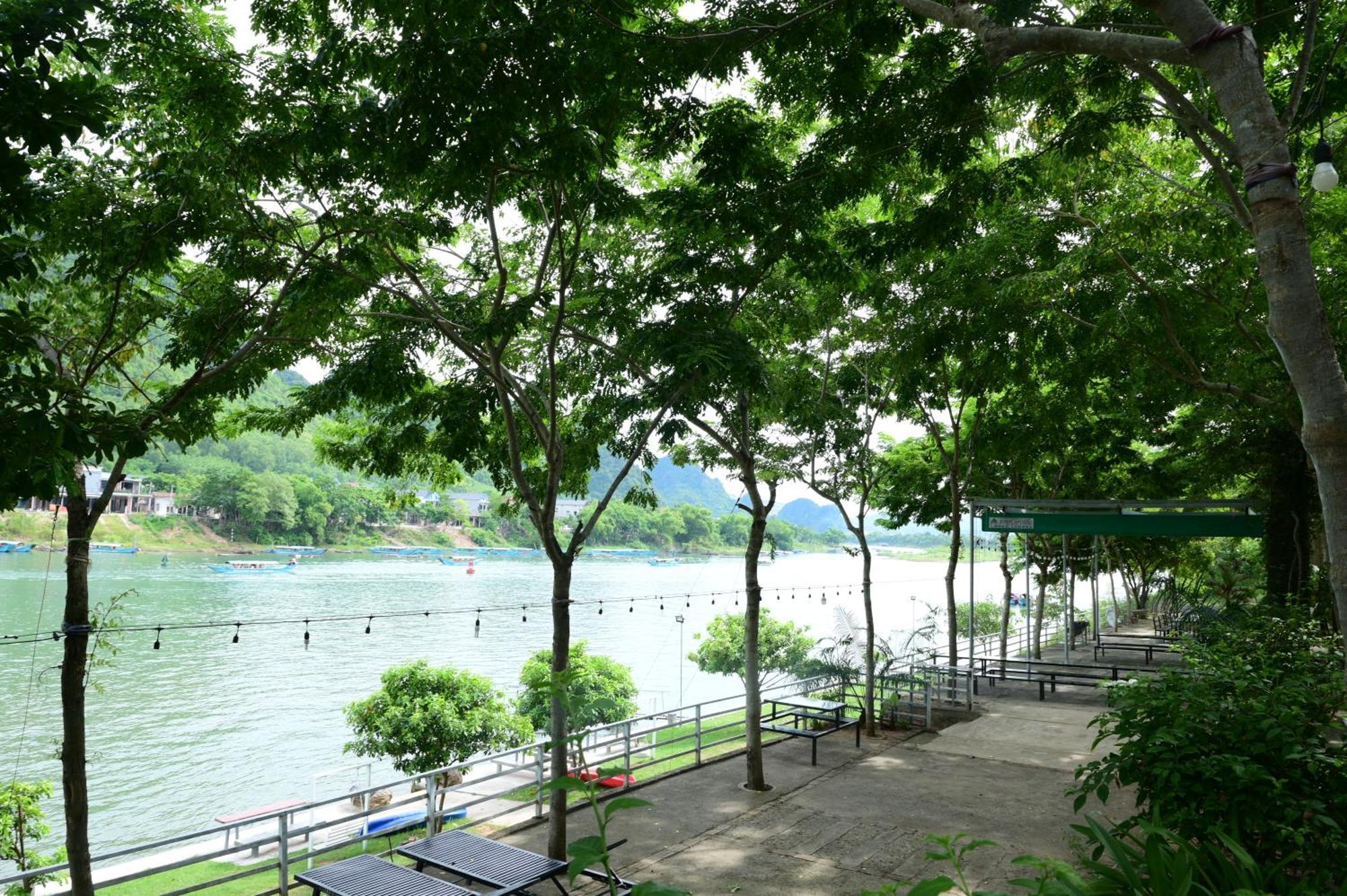 Restful River Bungalow Phong Nha Exterior photo