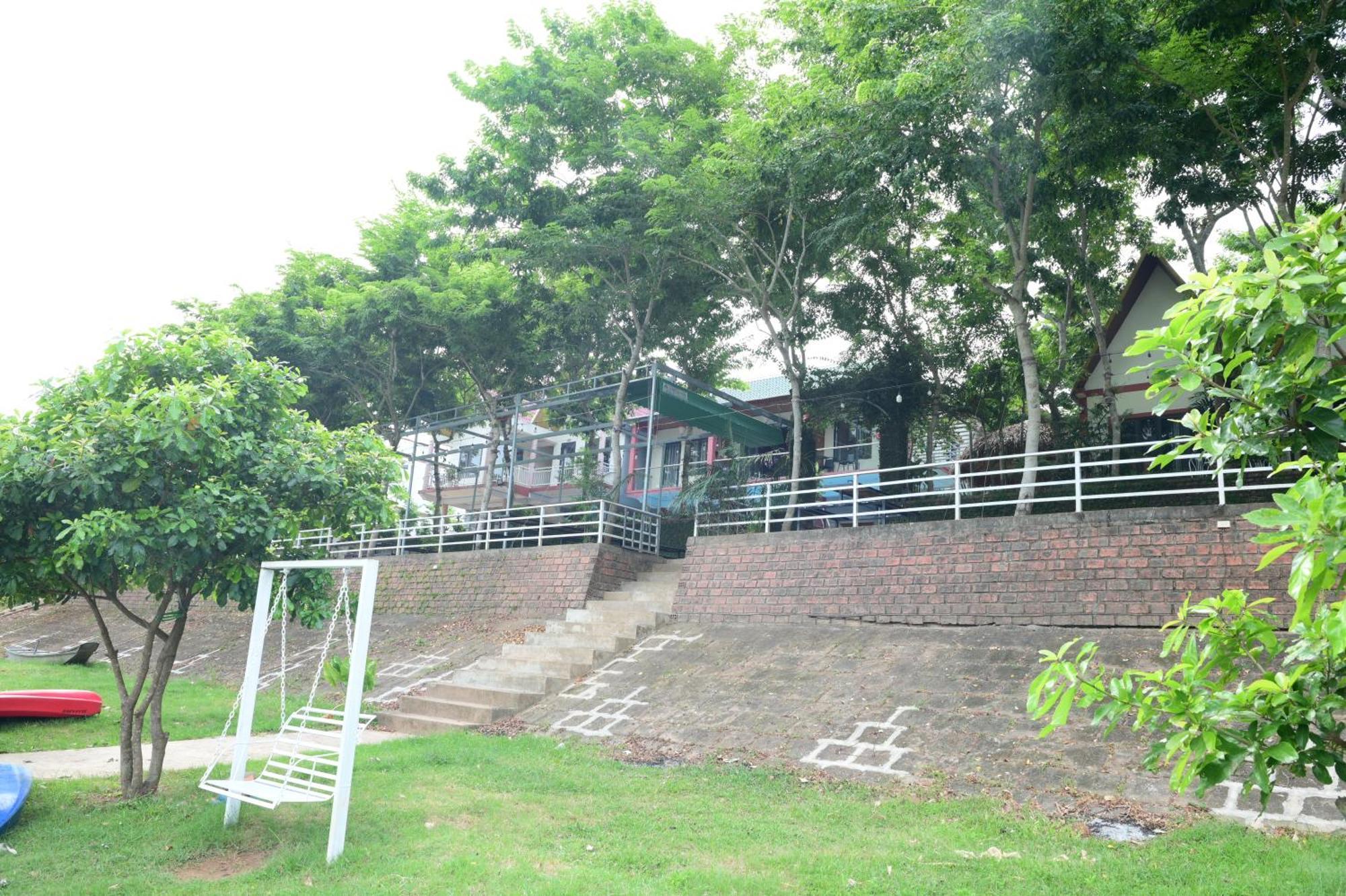 Restful River Bungalow Phong Nha Exterior photo