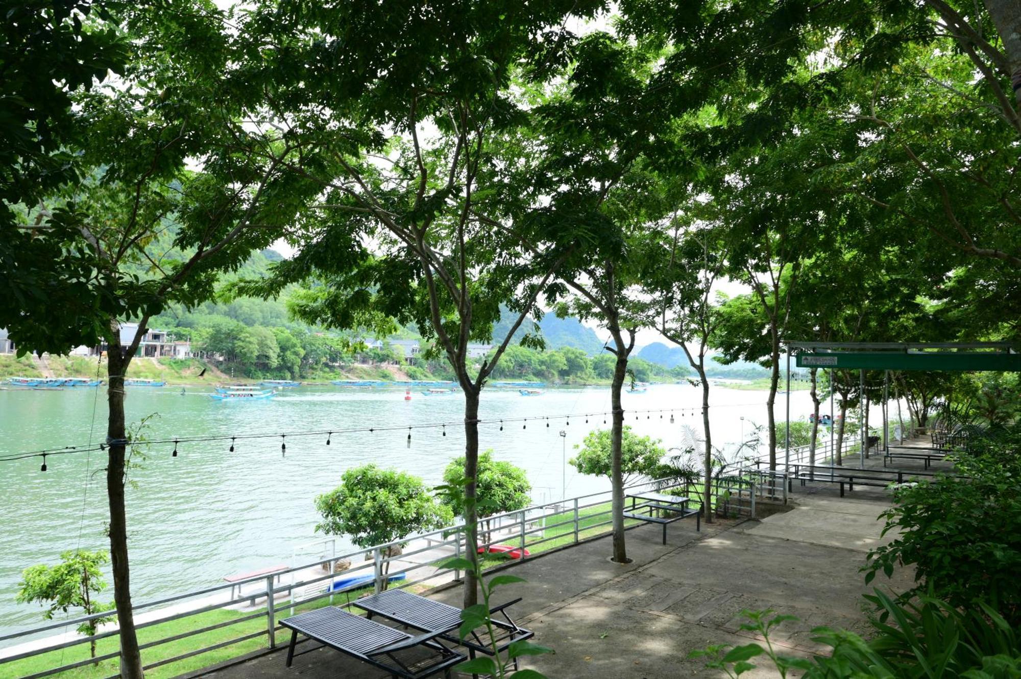 Restful River Bungalow Phong Nha Exterior photo