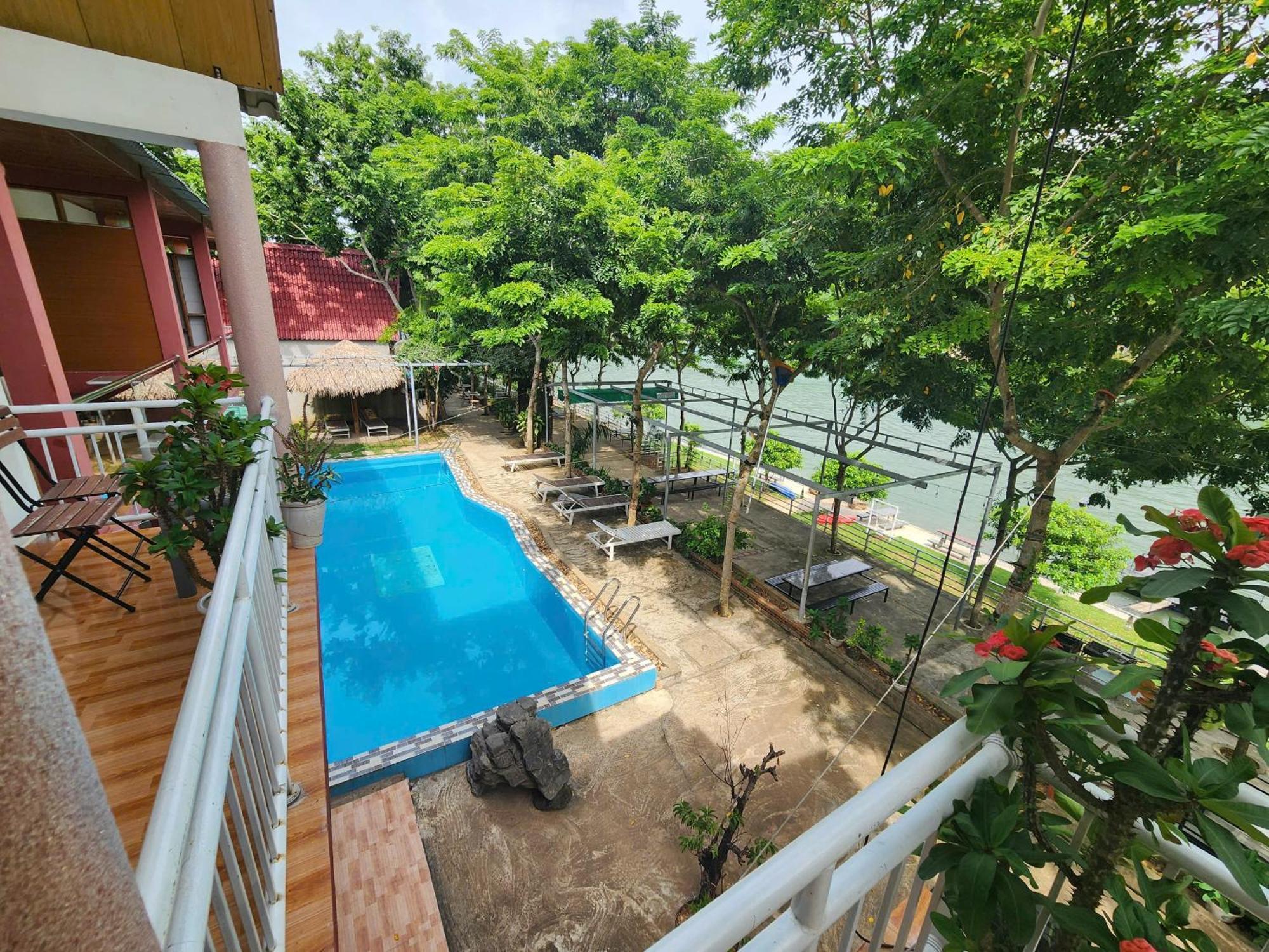 Restful River Bungalow Phong Nha Exterior photo